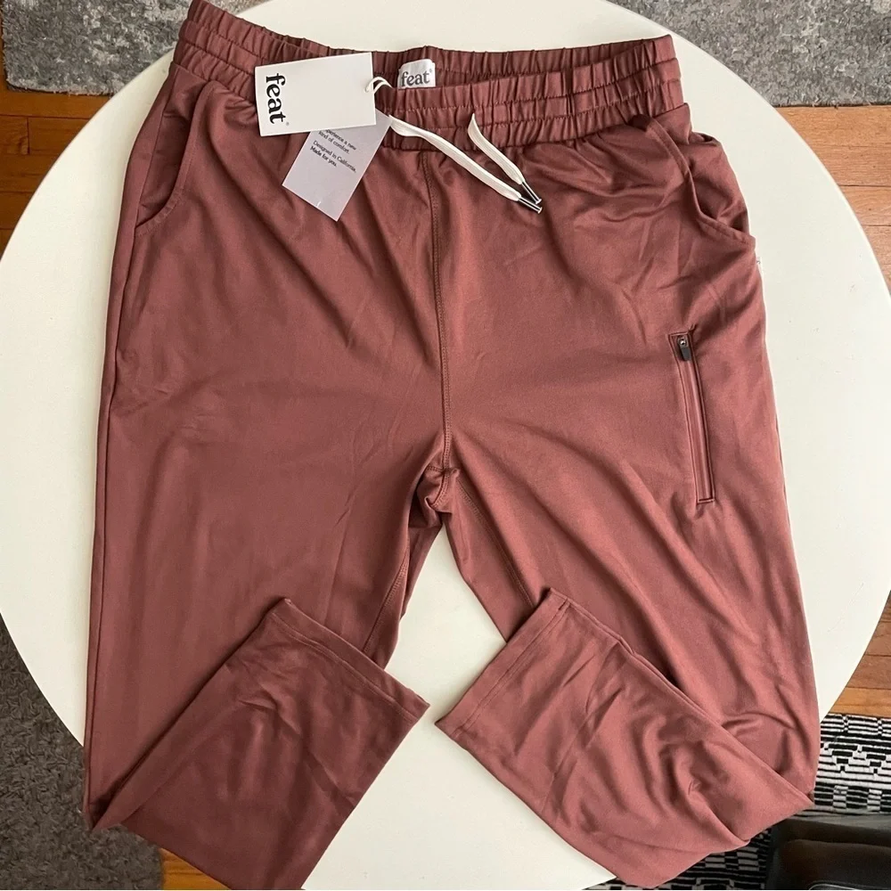 FEAT Clothing Roam Performance Pant Men’s Size Large New